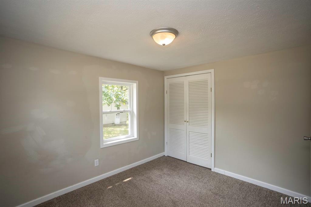 21065 Highway Y Property Photo 18