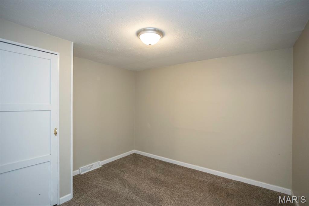 21065 Highway Y Property Photo 21