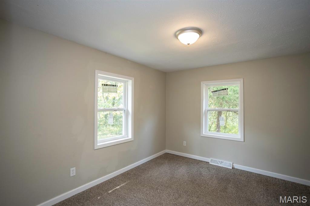 21065 Highway Y Property Photo 26