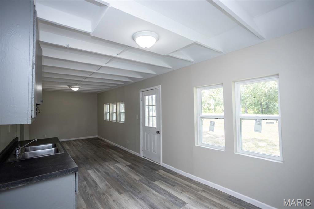 21065 Highway Y Property Photo 30