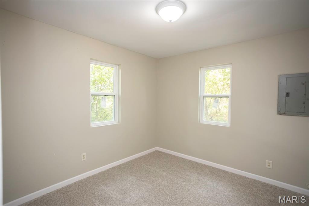 21065 Highway Y Property Photo 35