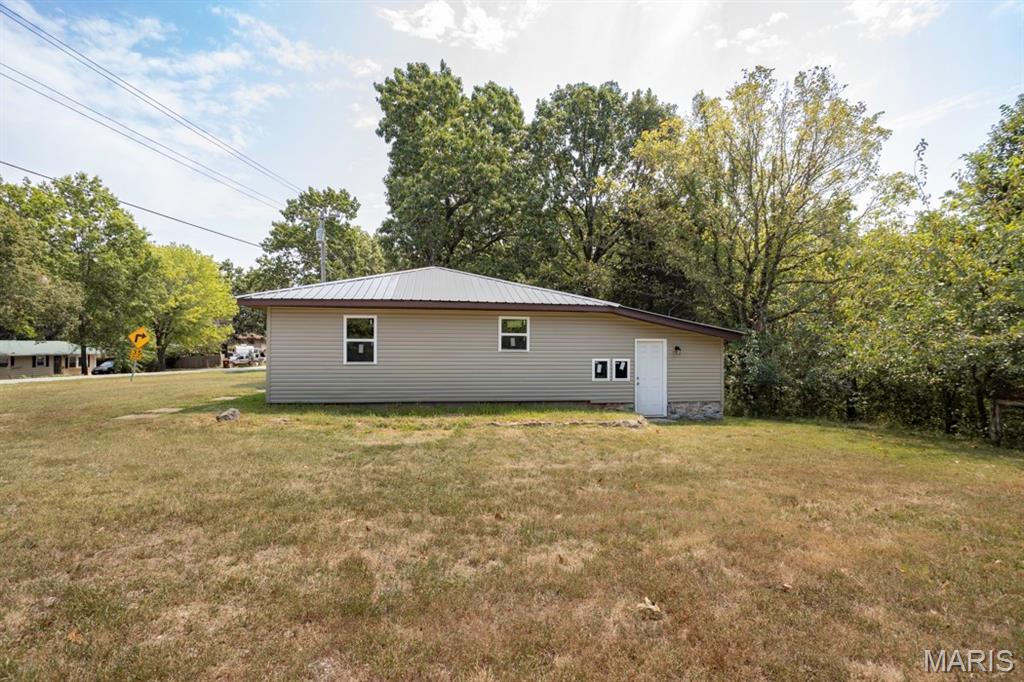21065 Highway Y Property Photo 49