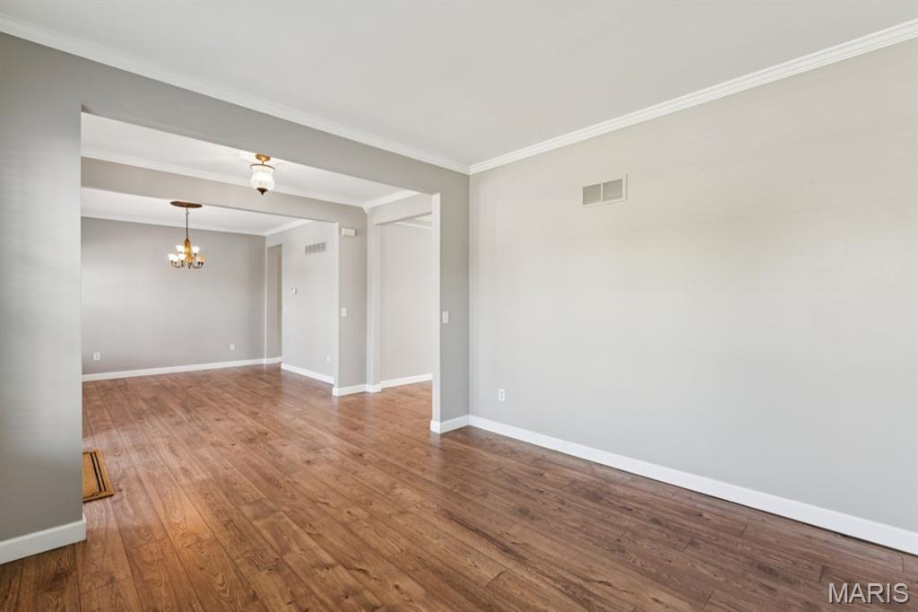4084 Bassen Drive Property Photo 10