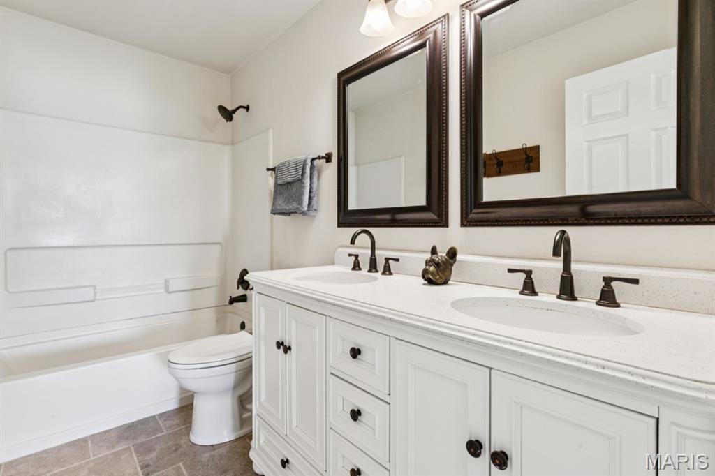 4084 Bassen Drive Property Photo 46