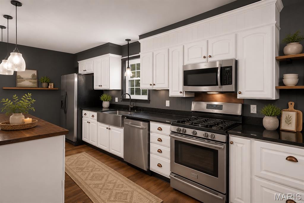 1008 Winslow Road Property Photo 2