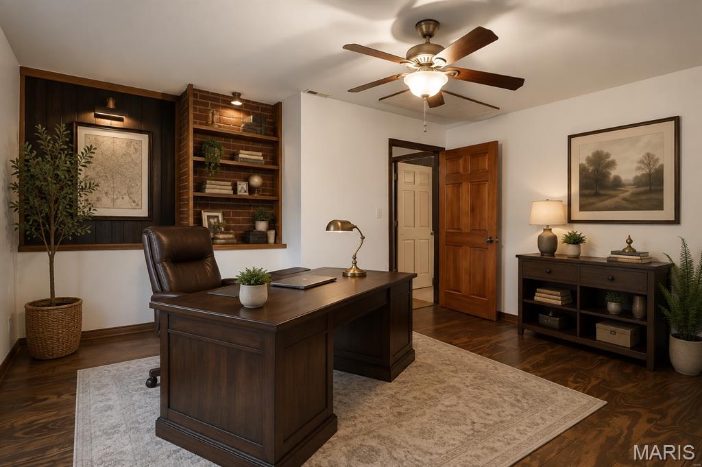 1008 Winslow Road Property Photo 10