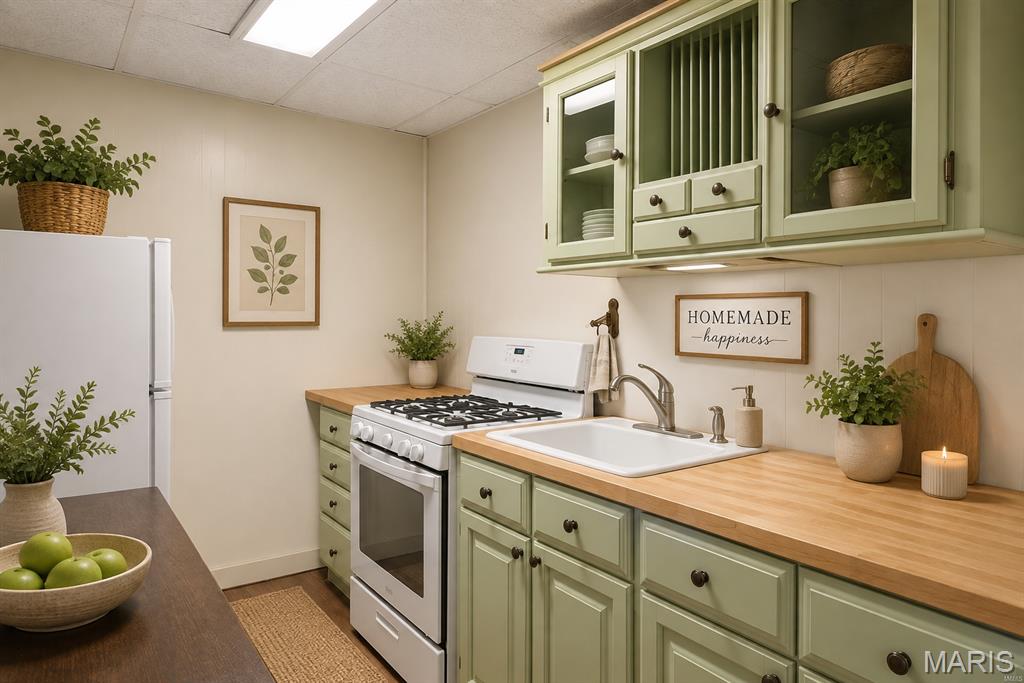 1008 Winslow Road Property Photo 16