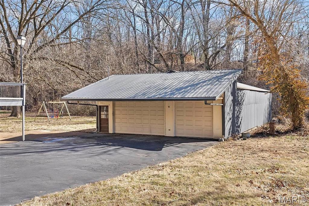 1008 Winslow Road Property Photo 17
