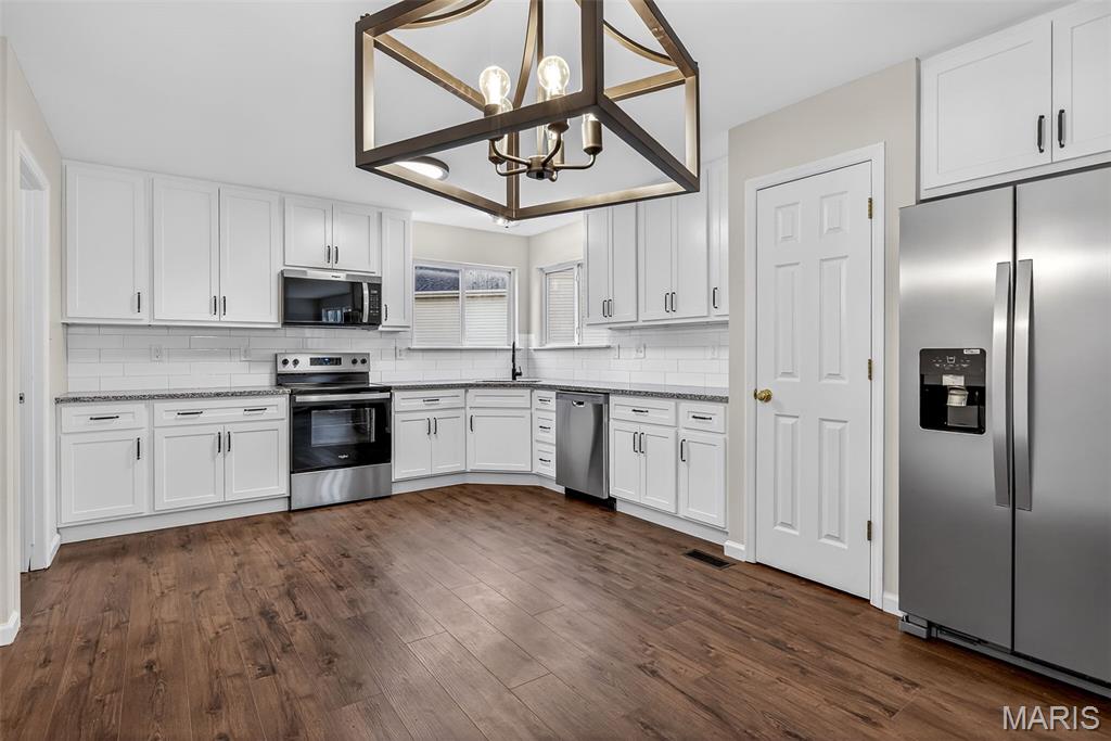 10 Caleb Circle Property Photo 2