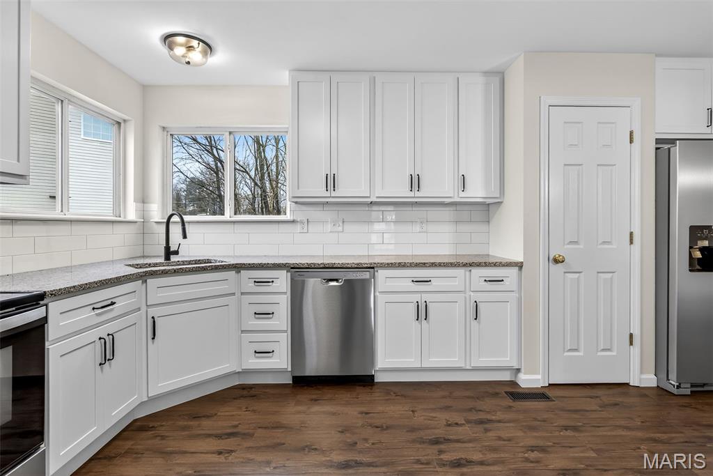 10 Caleb Circle Property Photo 18