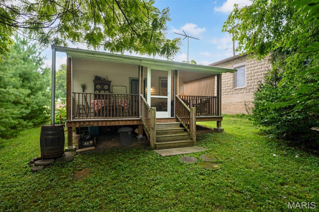 215 Jackson Street Property Photo 13