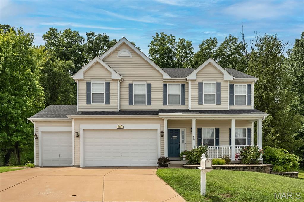 5521 Regency Woods Manor
