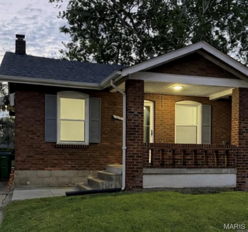 2123 69th Street Property Photo 1