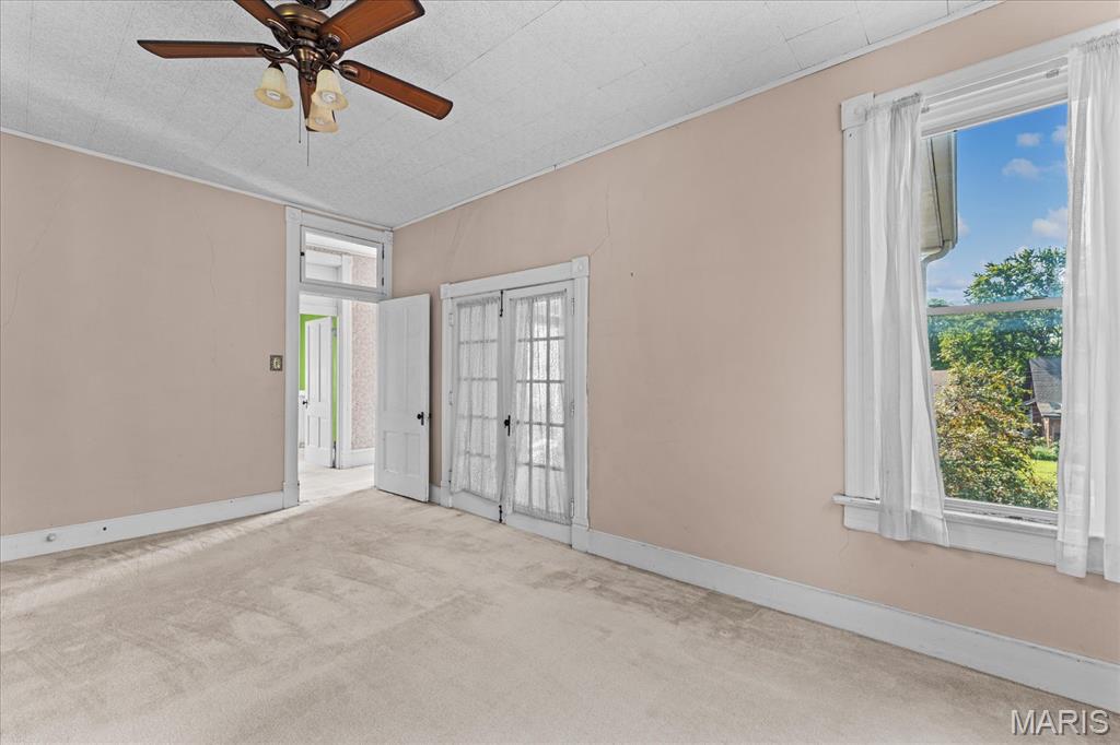609 Sycamore Street Property Photo 32
