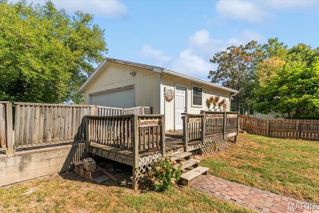 609 Sycamore Street Property Photo 47