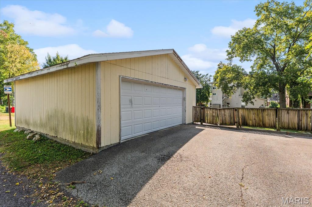 609 Sycamore Street Property Photo 53