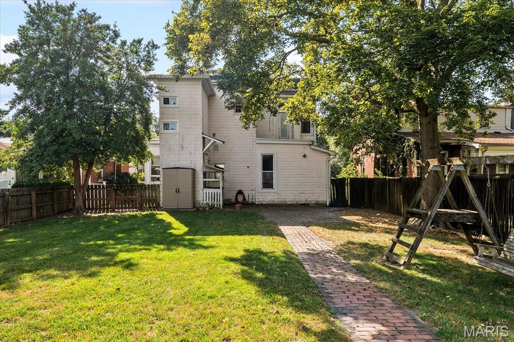 609 Sycamore Street Property Photo 58