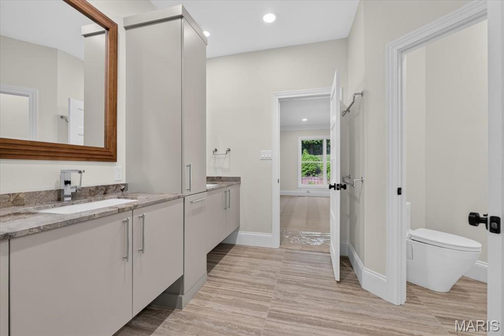 2217 Croydon Walk Property Photo 18
