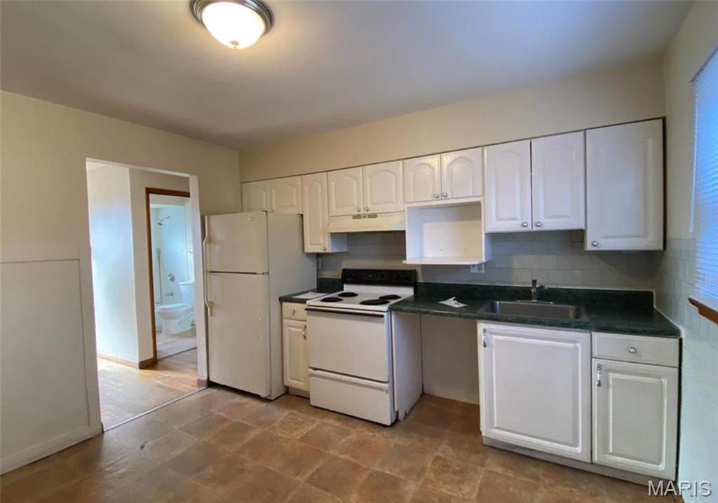 6824 Larry Lane Property Photo 3