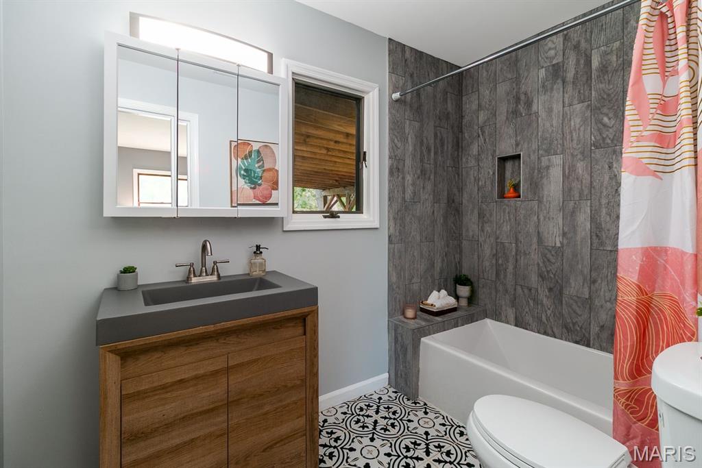 10558 Litz Avenue Property Photo 16