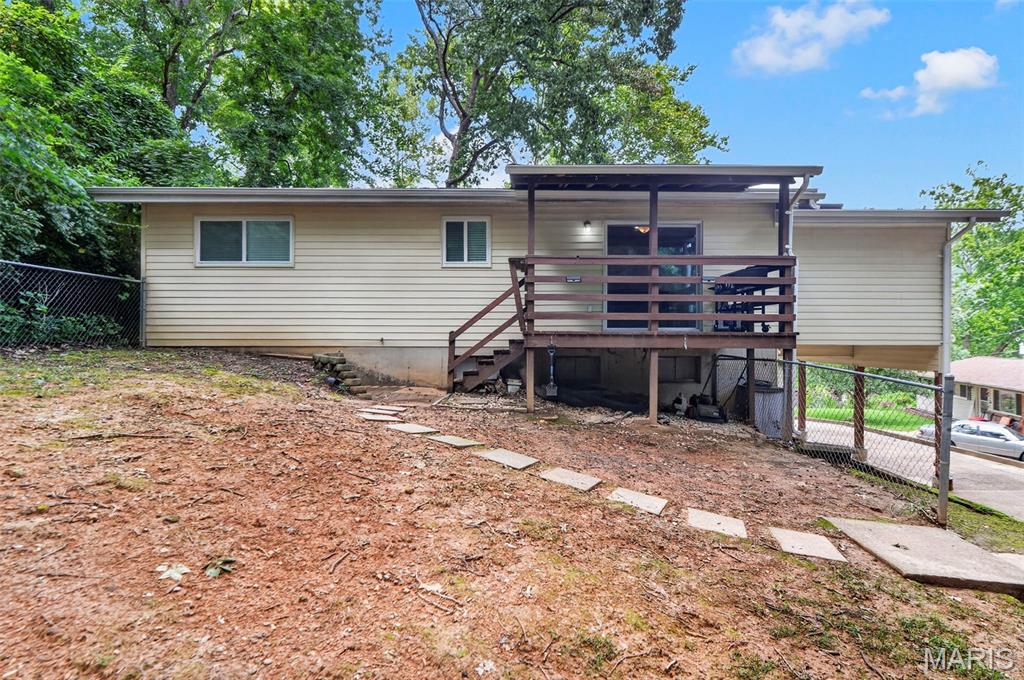 204 Appletree Court Property Photo 5