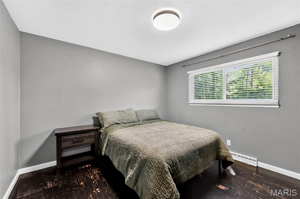 204 Appletree Court Property Photo 14