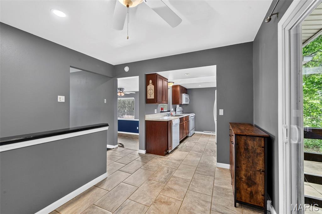 204 Appletree Court Property Photo 21