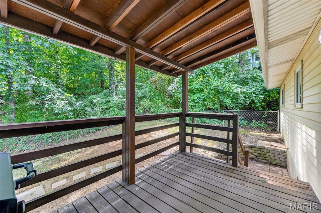 204 Appletree Court Property Photo 22