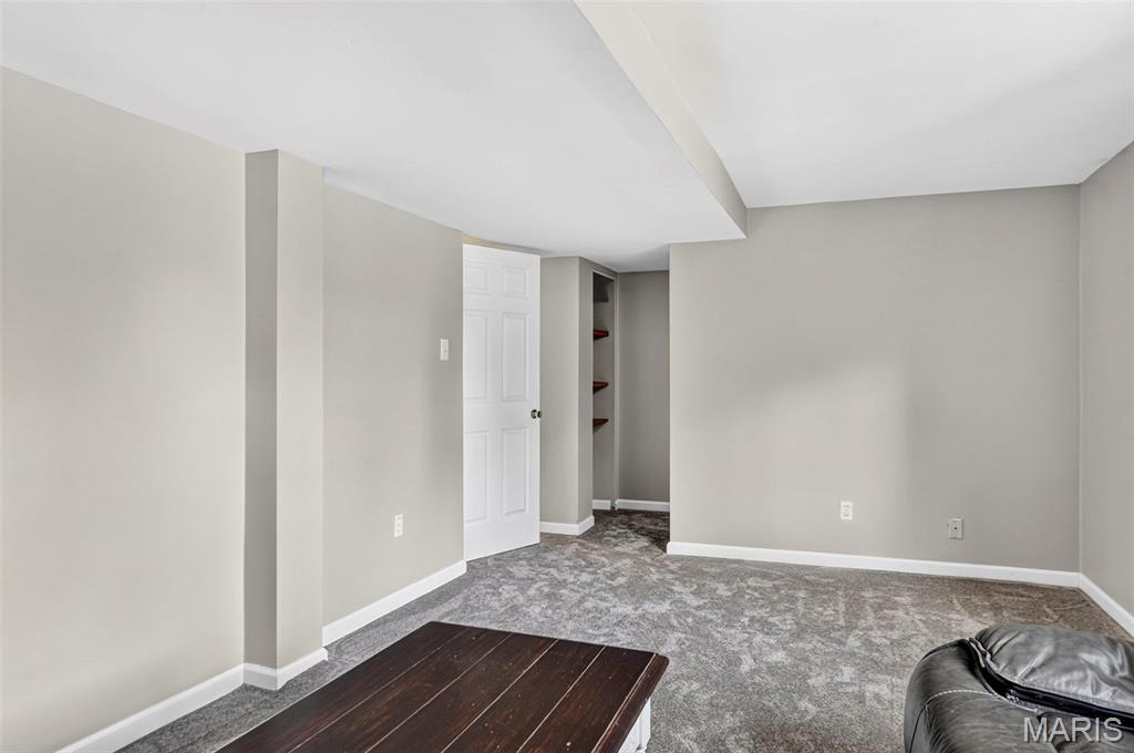 204 Appletree Court Property Photo 30