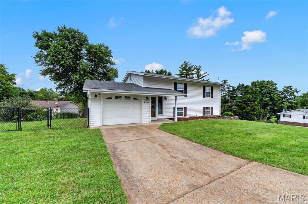 1511 Westvale Drive Property Photo 8