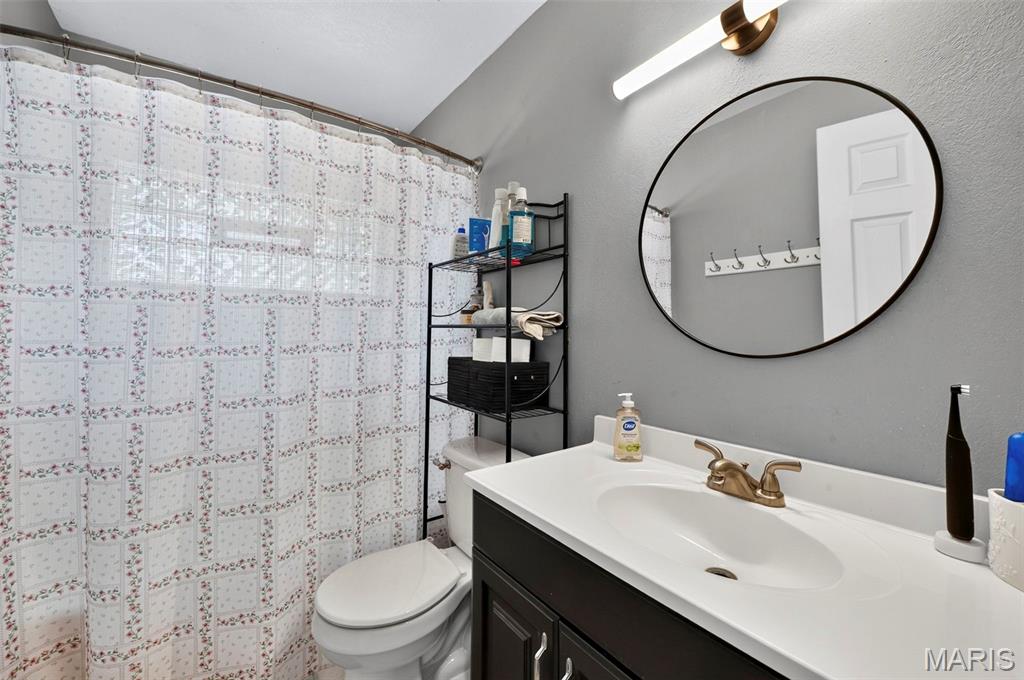 1511 Westvale Drive Property Photo 28