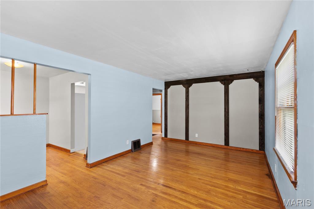 3241 Lynros Drive Property Photo 4