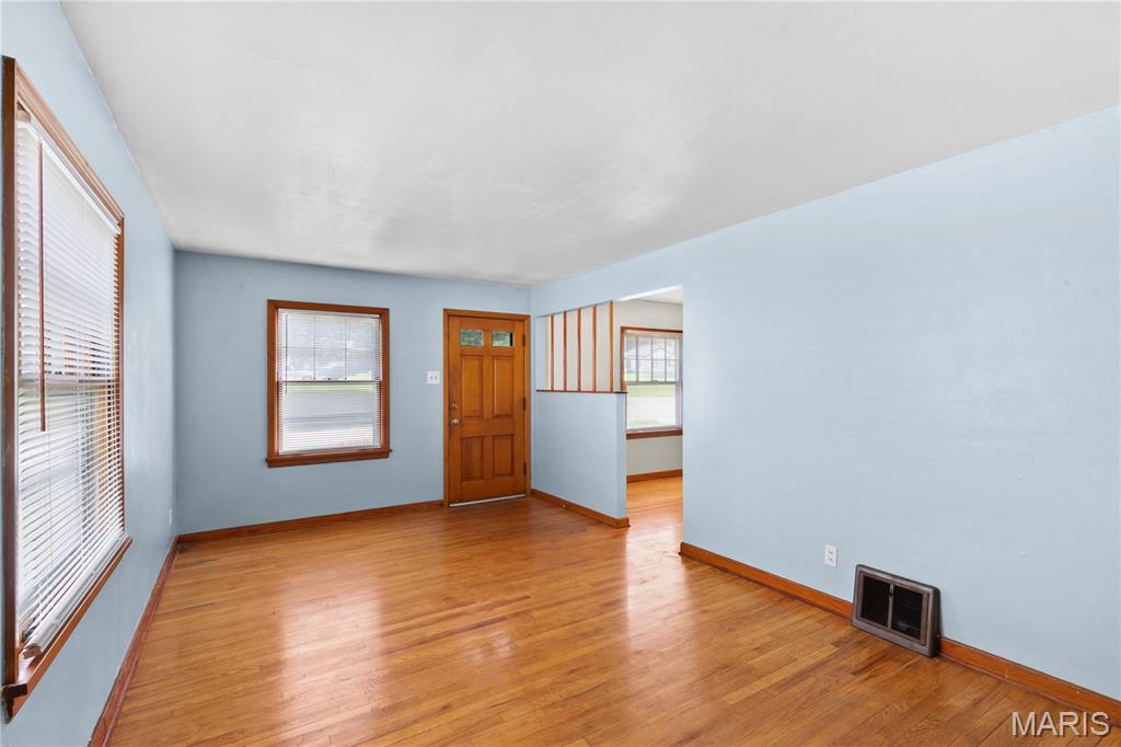 3241 Lynros Drive Property Photo 5