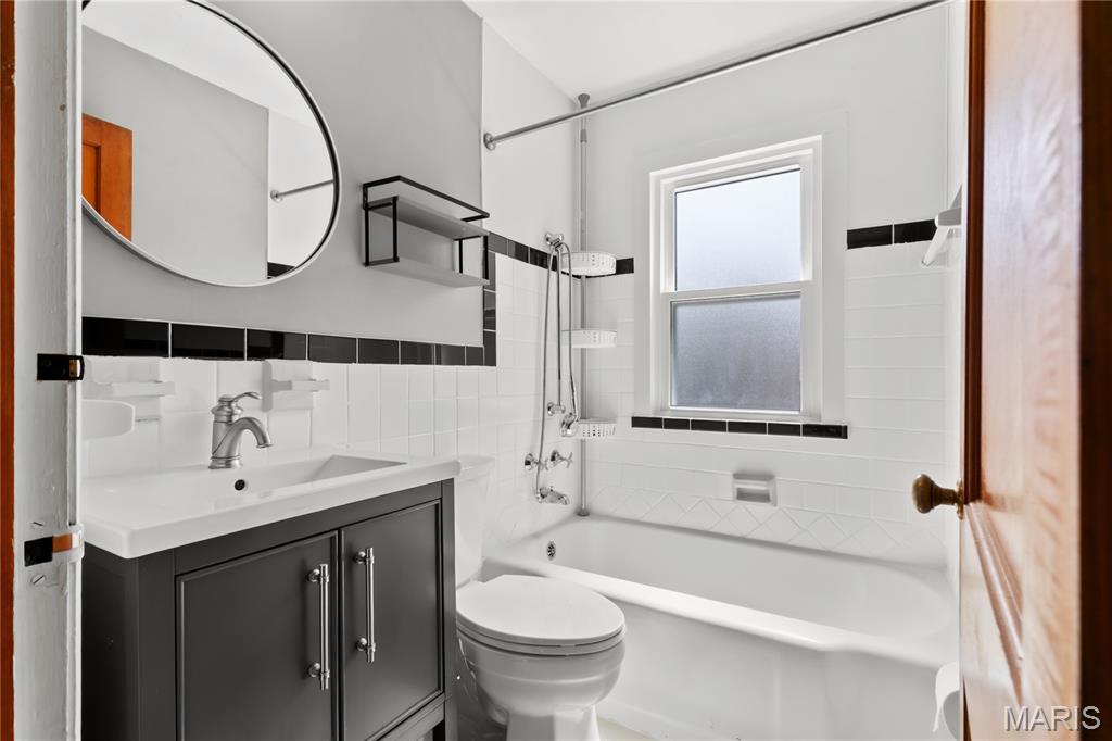 3241 Lynros Drive Property Photo 14