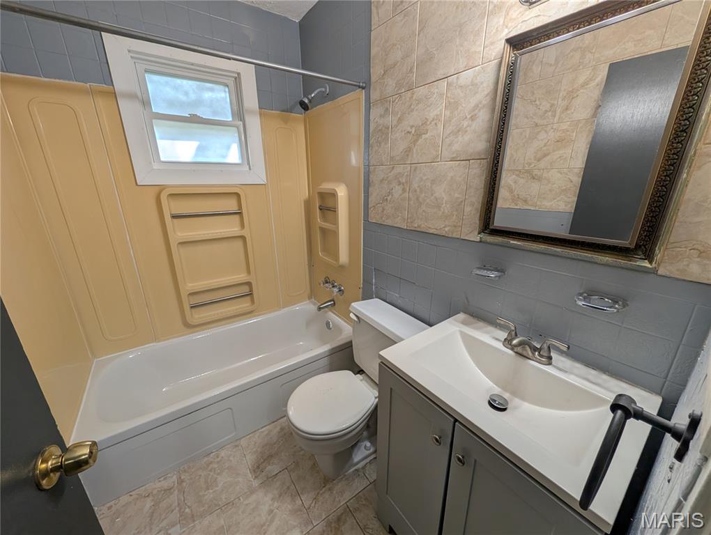 10504 Baron Drive Property Photo 5