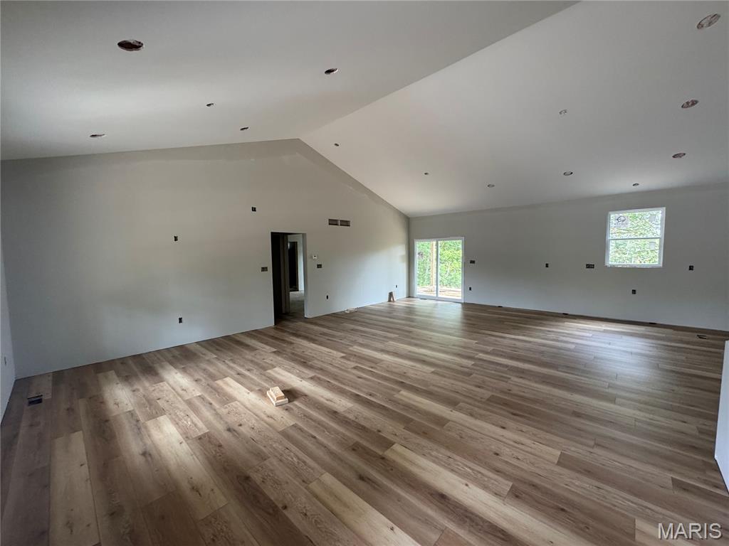 325 Shumard Oak Drive Property Photo 6