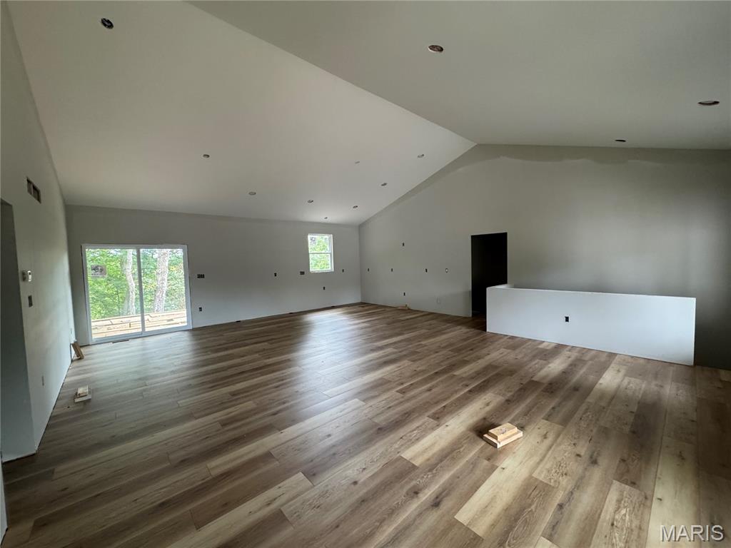 325 Shumard Oak Drive Property Photo 7