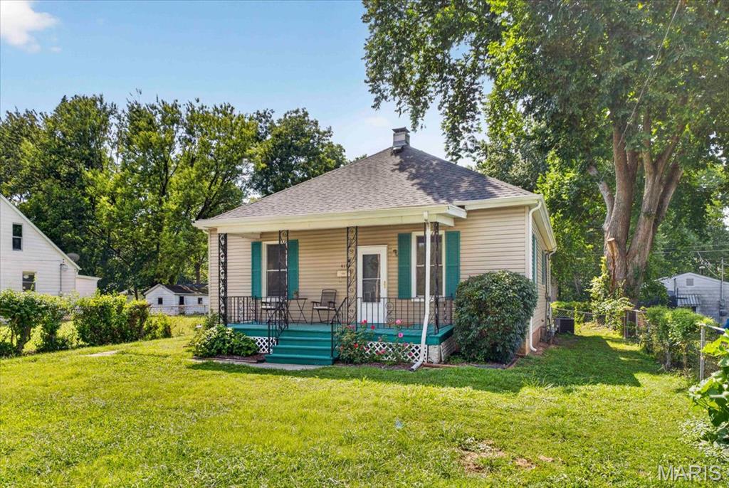 419 N Cedar Street Property Photo 3