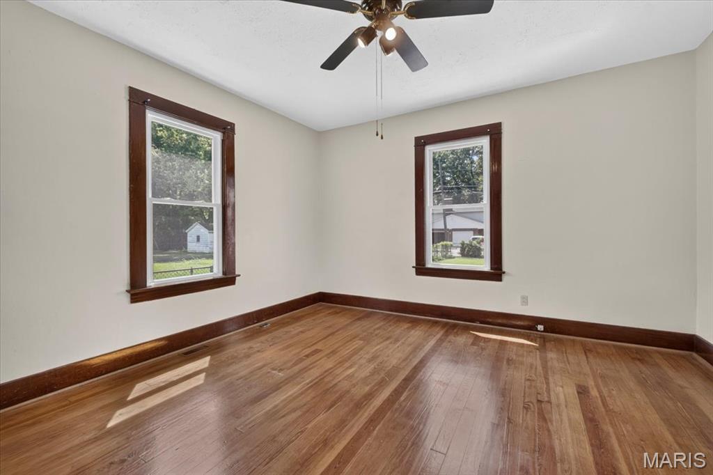 419 N Cedar Street Property Photo 8