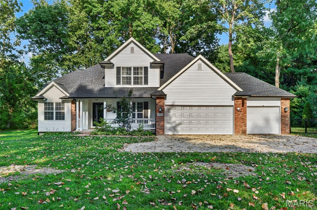 3820 White Oak Lane Property Photo 1