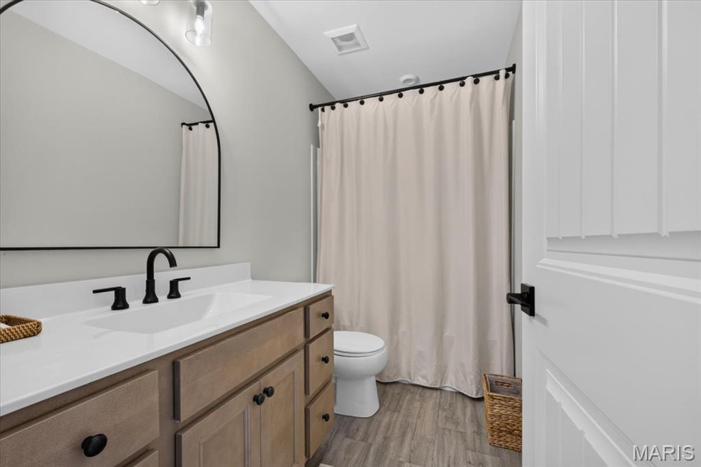 401 Burnley Drive Property Photo 25