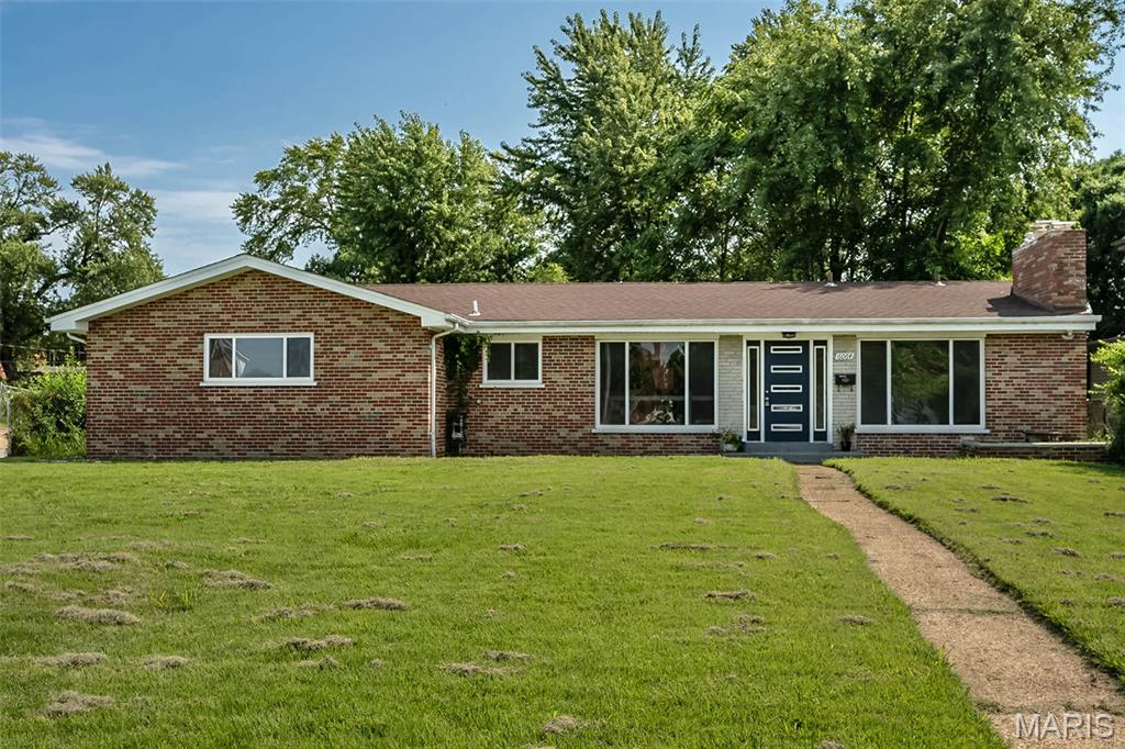 6064 W Cabanne Place Property Photo 1