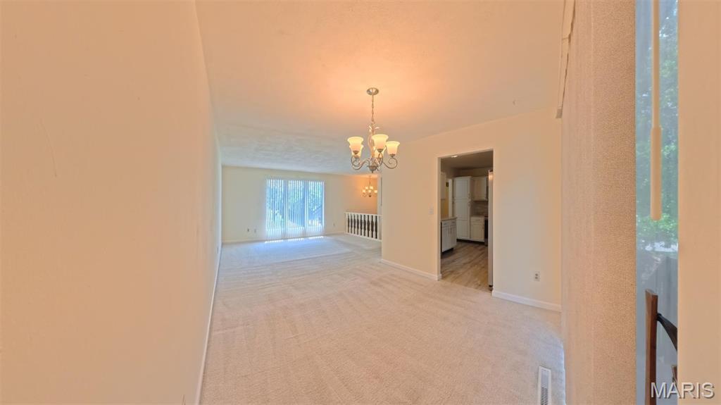 2111 Tampico Drive Property Photo 10