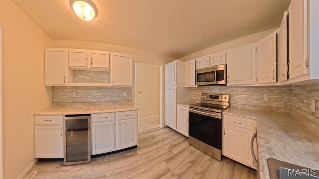 2111 Tampico Drive Property Photo 13
