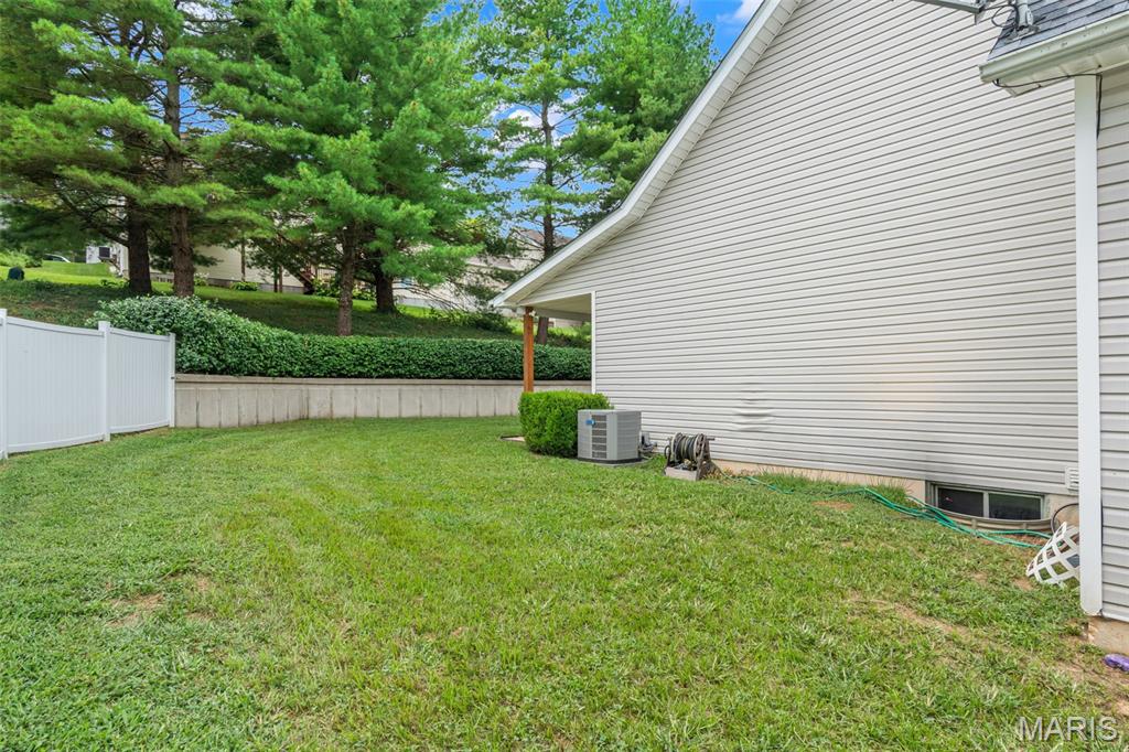 426 Windy Hills Drive Property Photo 2