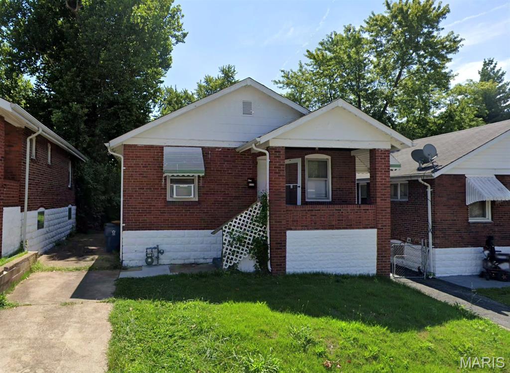 8328 Strathmore Place Property Photo 1