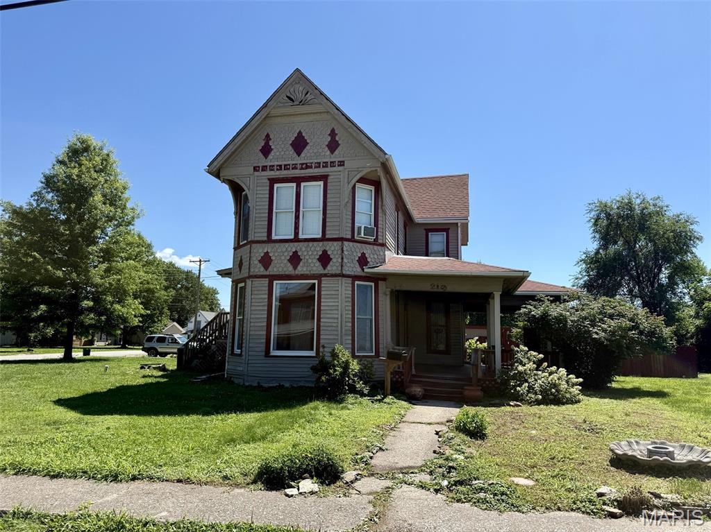 219 N Main Cross Street Property Photo 1