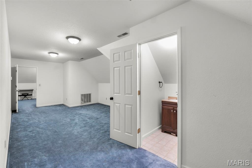 174 County Highway 250 Property Photo 34