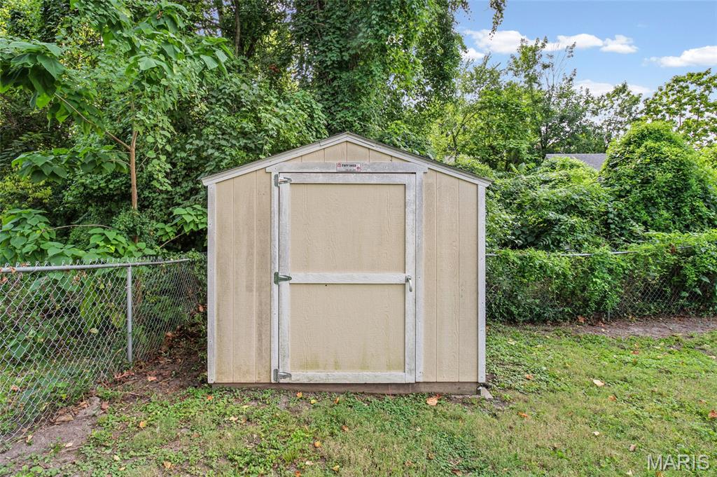 121 Chestnut Street Property Photo 29