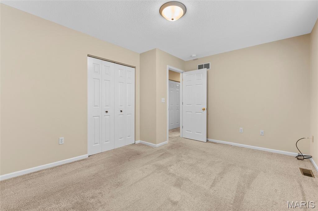 14 Grandbrook Boulevard Property Photo 33